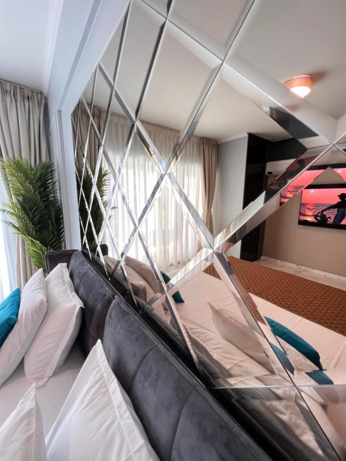 Blue Luxury Studio Мамая Экстерьер фото